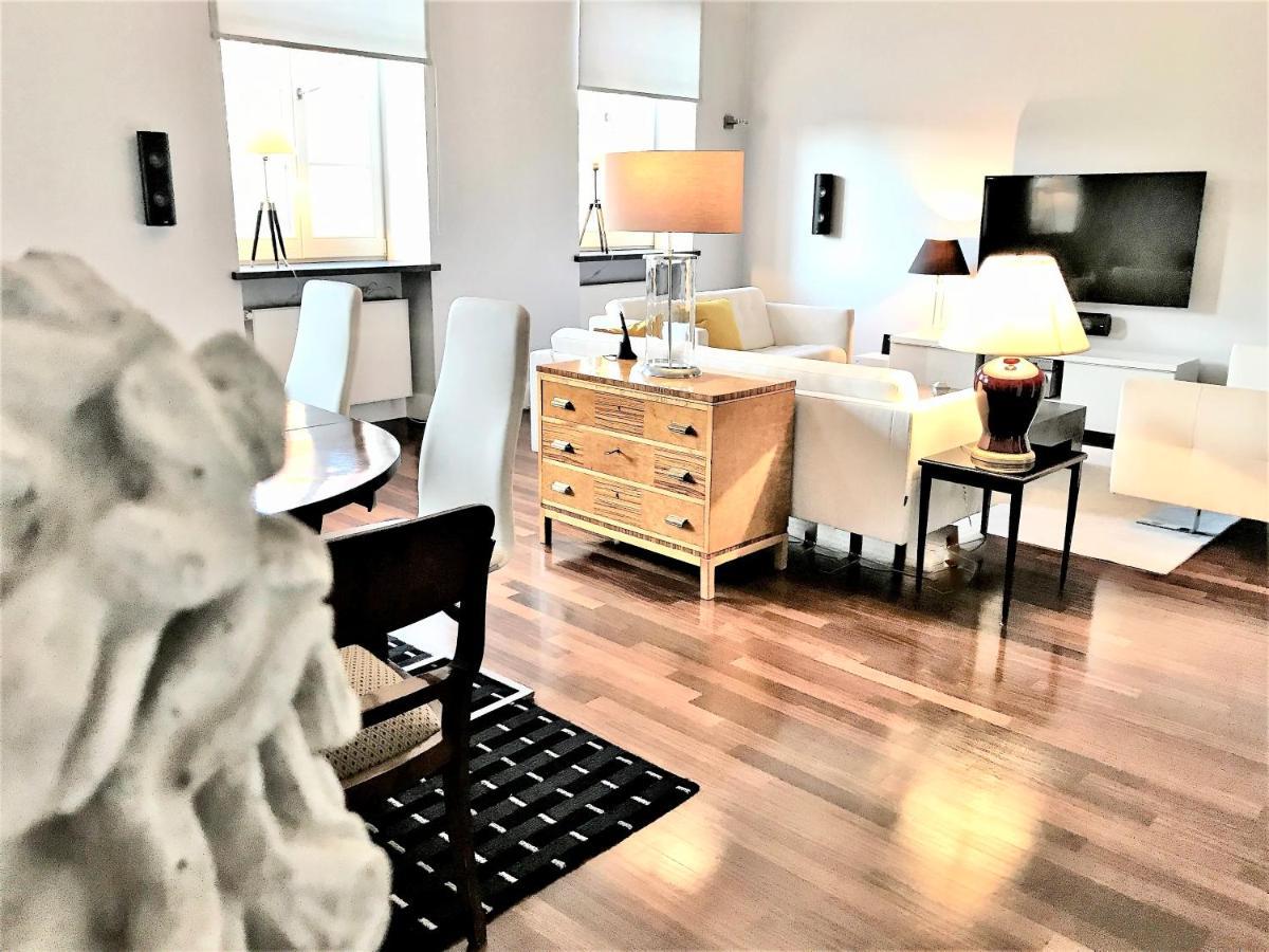 Mondrian Luxury Suites & Apartments Market Square I Warszawa Exteriör bild
