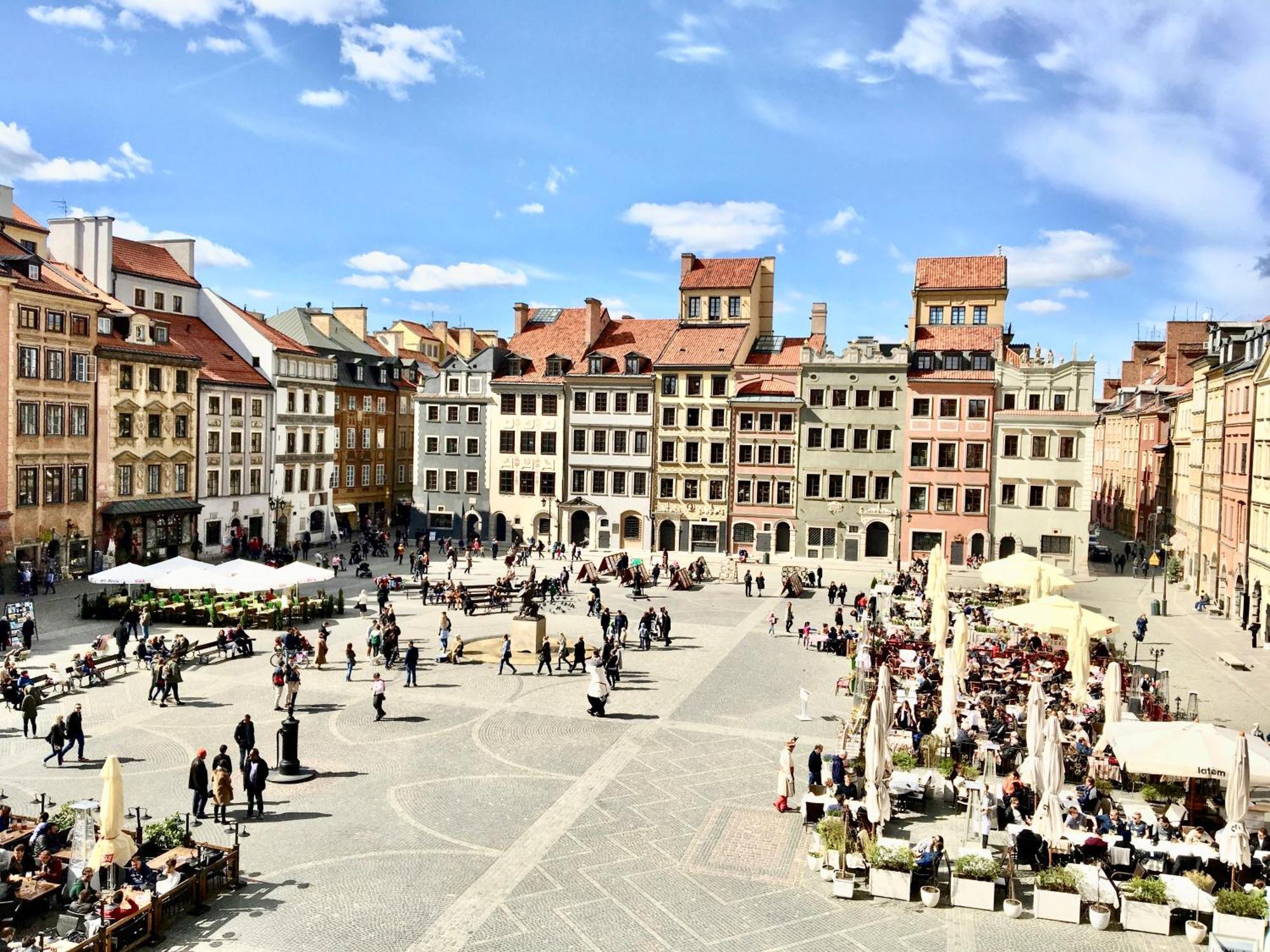 Mondrian Luxury Suites & Apartments Market Square I Warszawa Rum bild