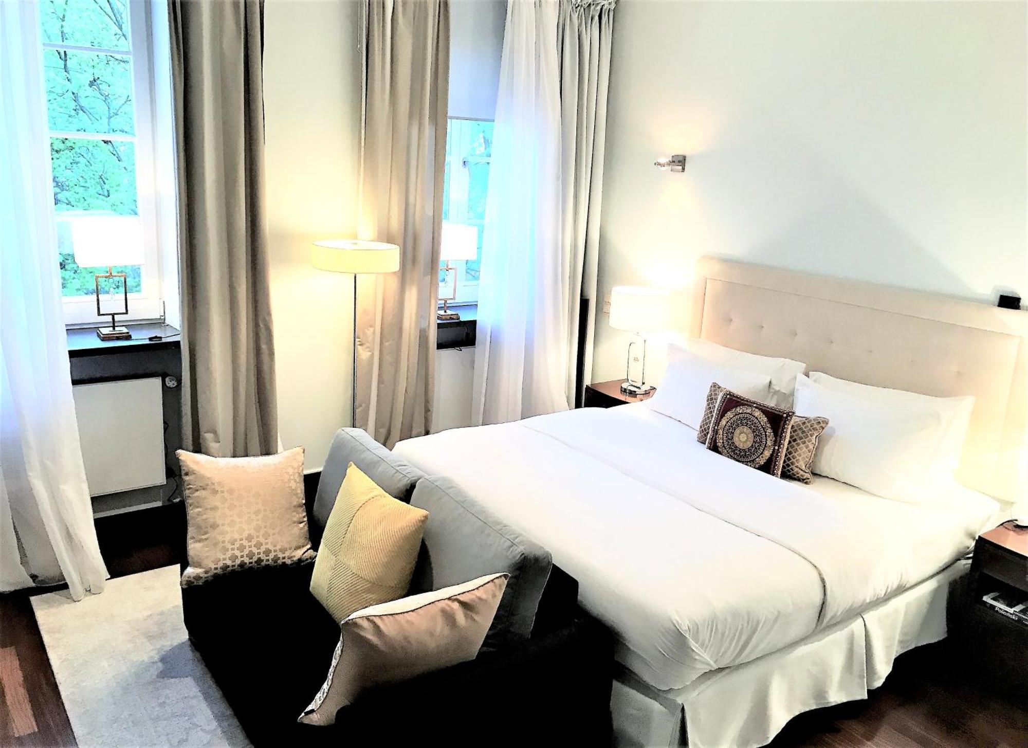 Mondrian Luxury Suites & Apartments Market Square I Warszawa Exteriör bild