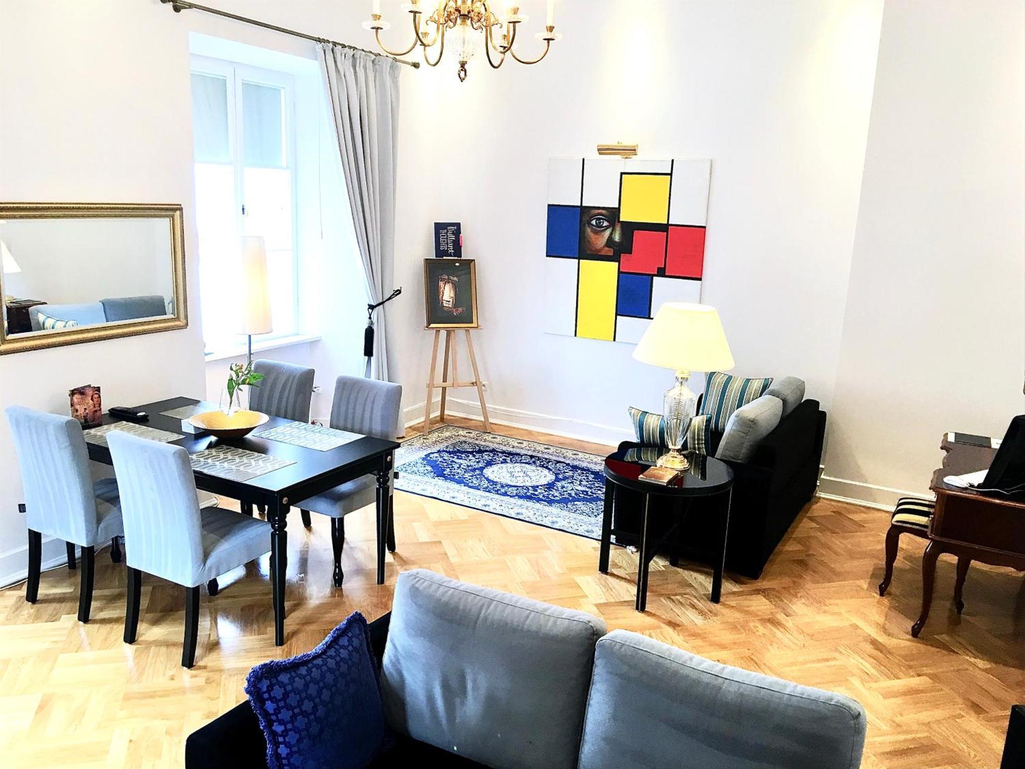 Mondrian Luxury Suites & Apartments Market Square I Warszawa Rum bild