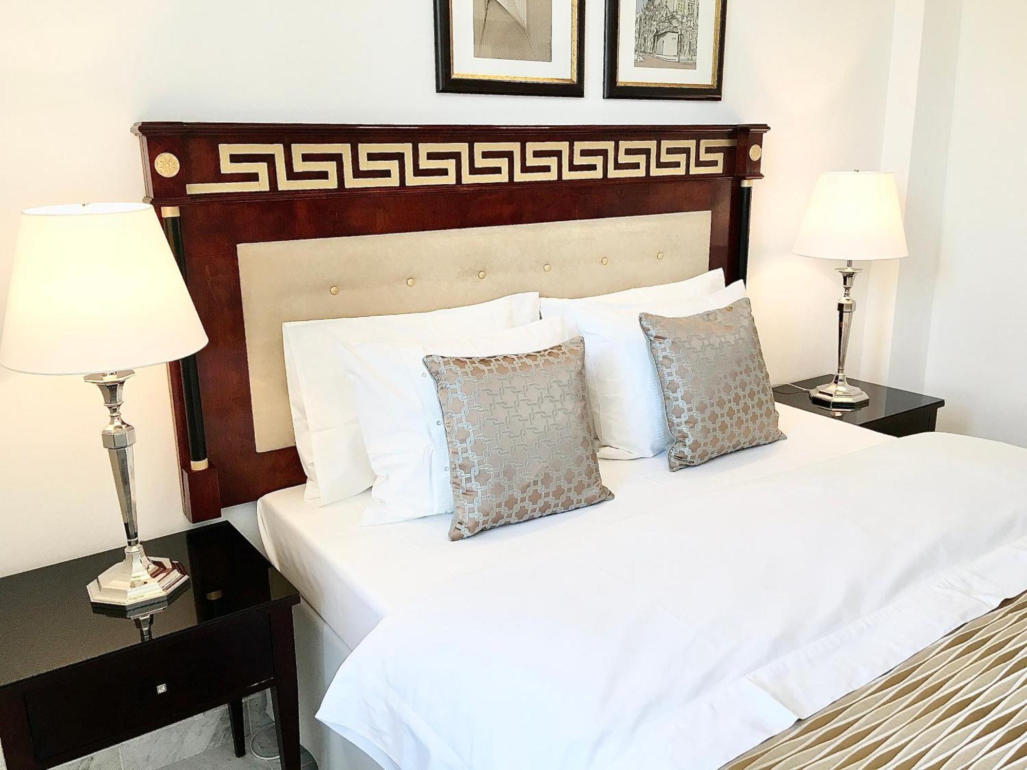 Mondrian Luxury Suites & Apartments Market Square I Warszawa Rum bild