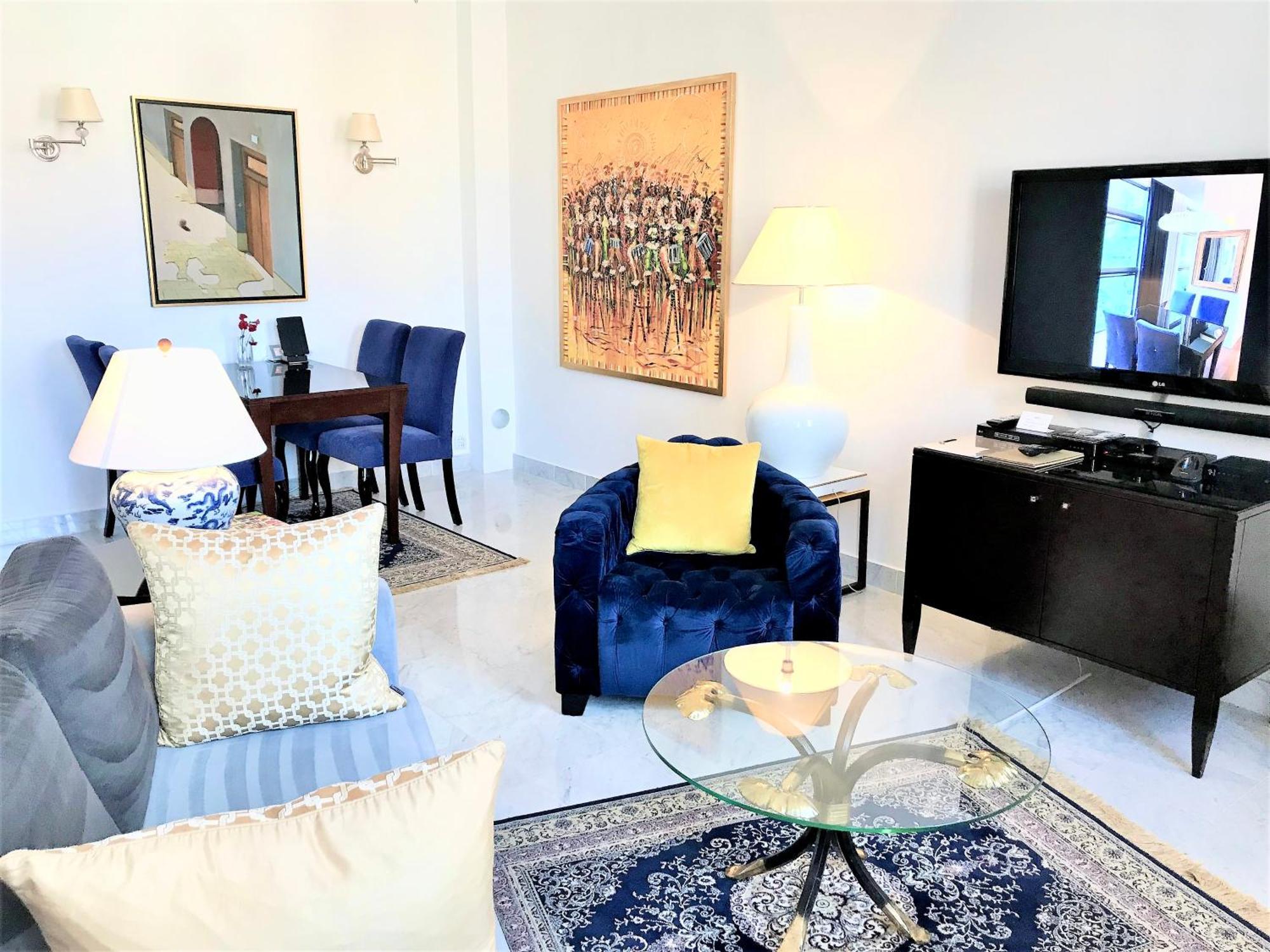 Mondrian Luxury Suites & Apartments Market Square I Warszawa Rum bild