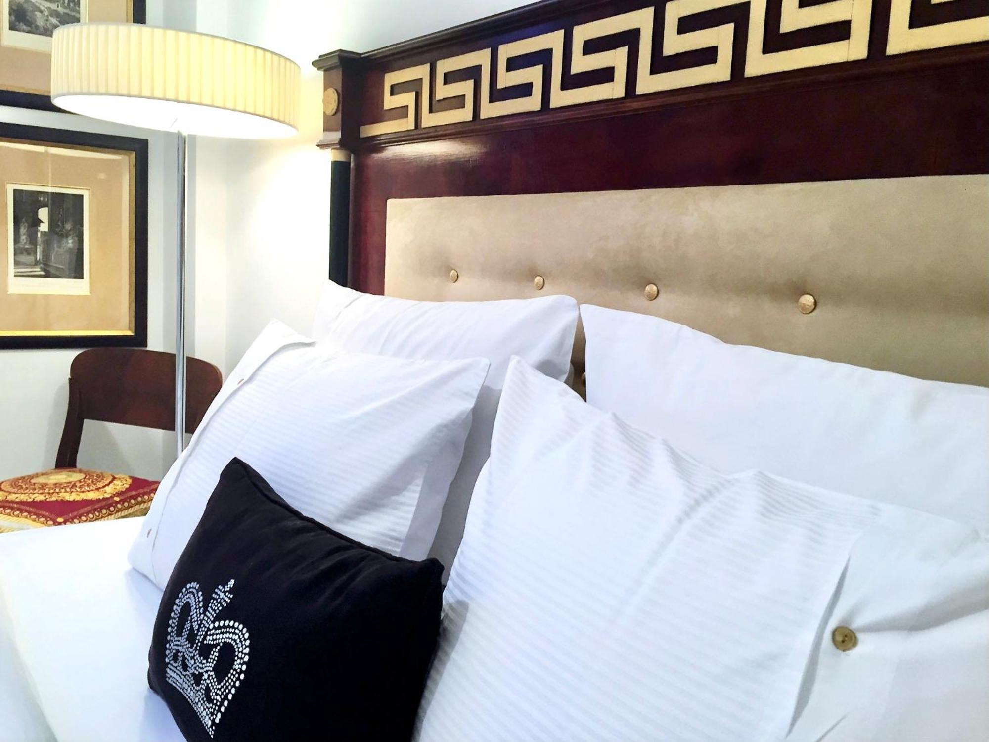 Mondrian Luxury Suites & Apartments Market Square I Warszawa Rum bild