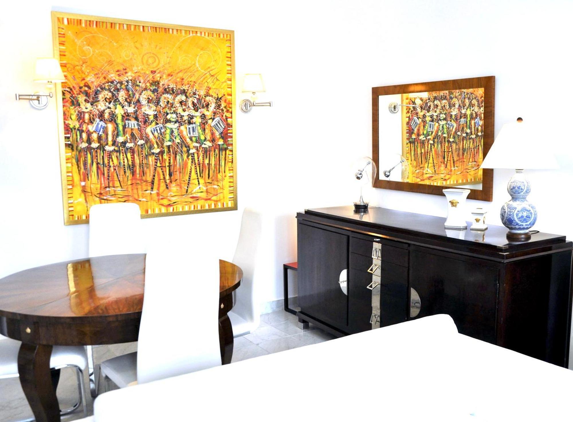 Mondrian Luxury Suites & Apartments Market Square I Warszawa Rum bild