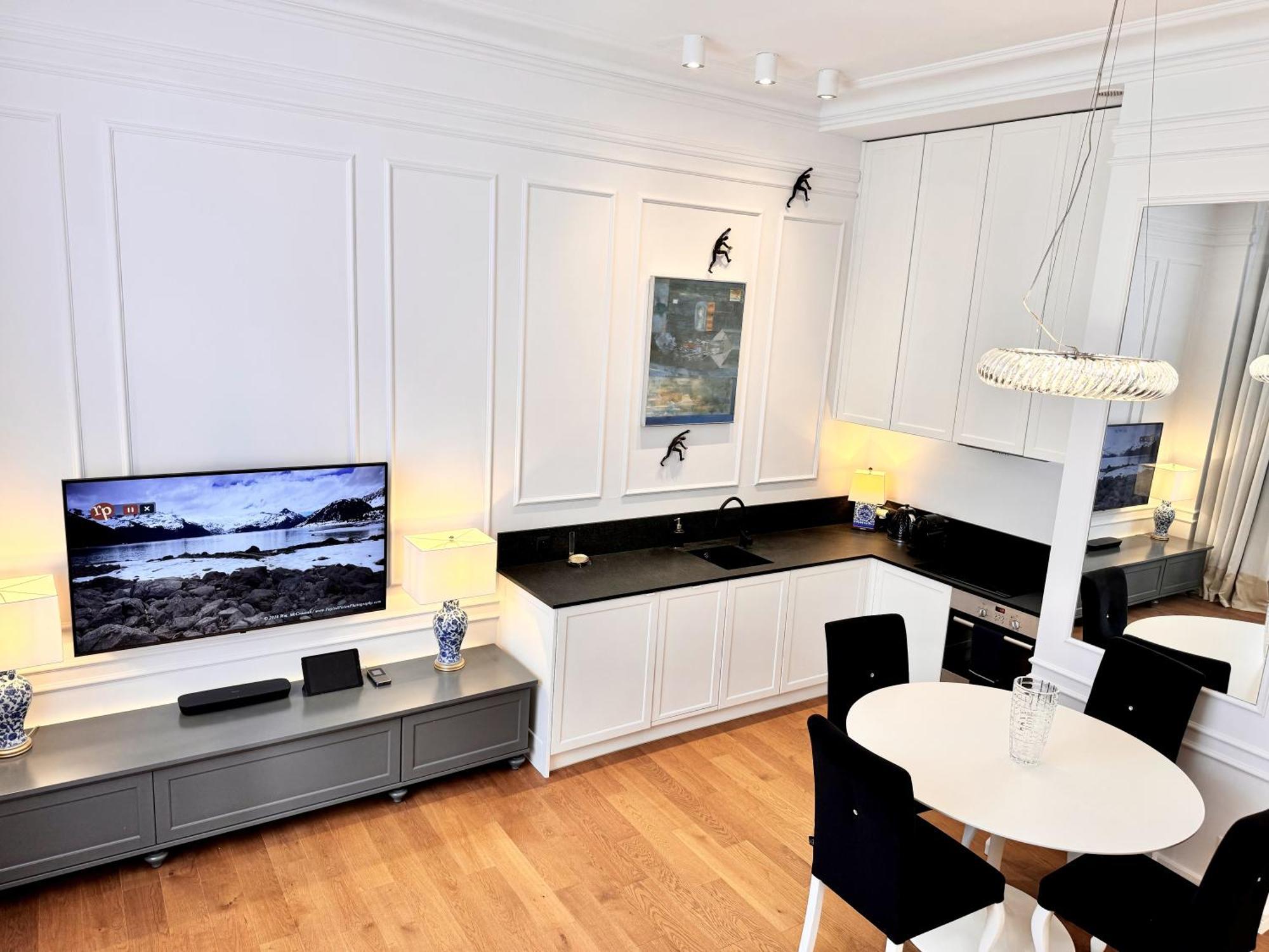 Mondrian Luxury Suites & Apartments Market Square I Warszawa Rum bild